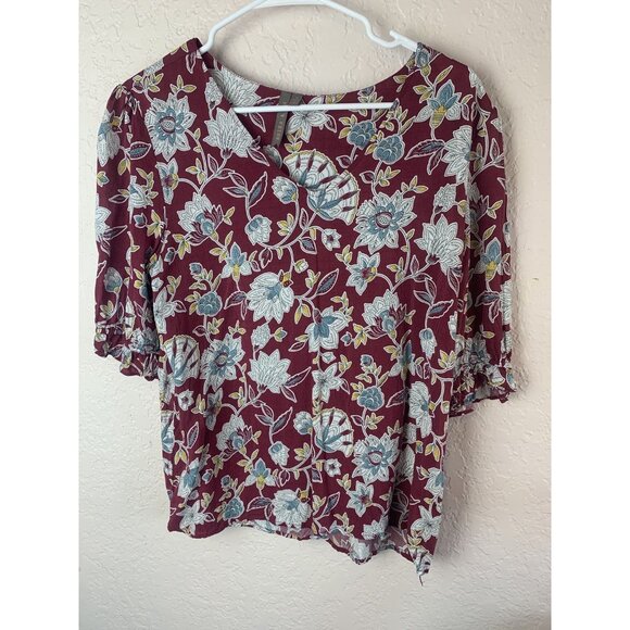 Brina & Em Top Burgundy w/Lg Floral patterns Ruffle Sleeves V-neck Size M - Picture 1 of 5